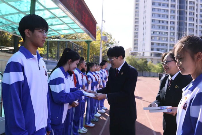 检察长履职法治副校长 检校携手共筑法治防线